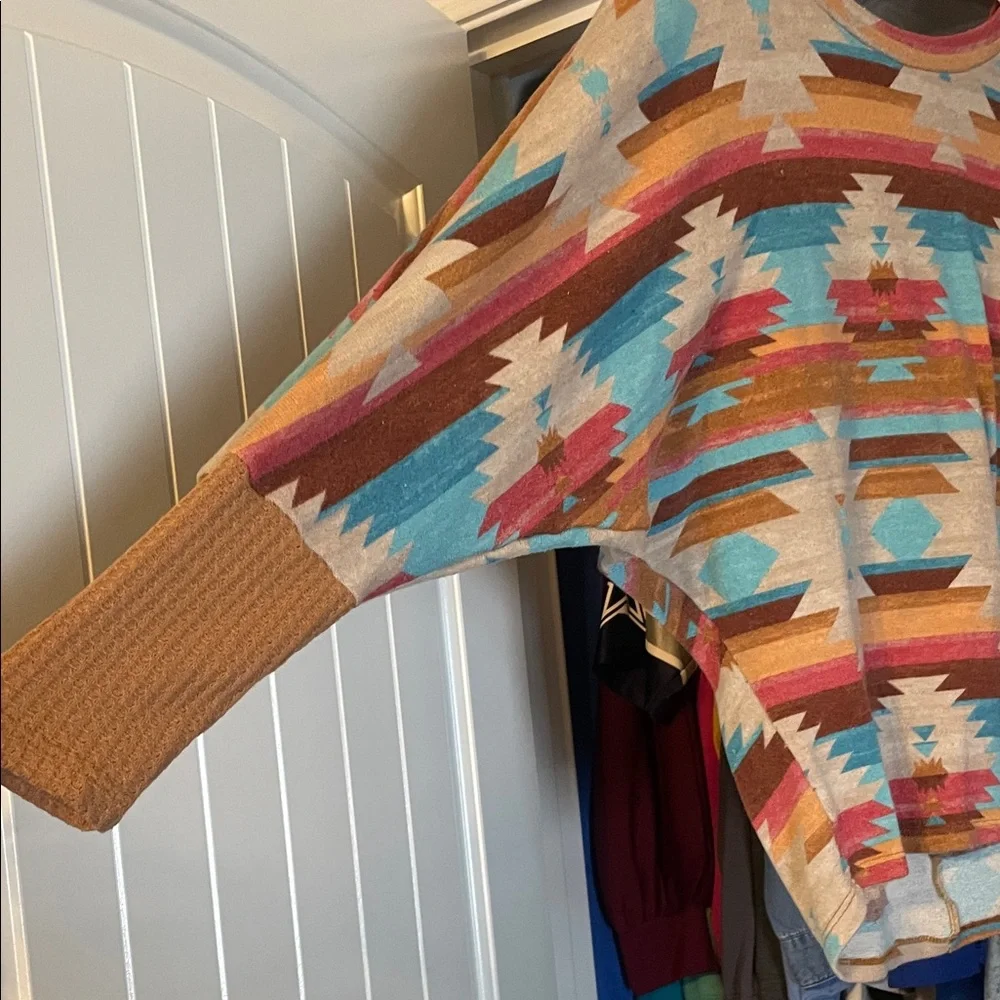 Colorful Geometric Pattern Sweater - Picture 3 of 4